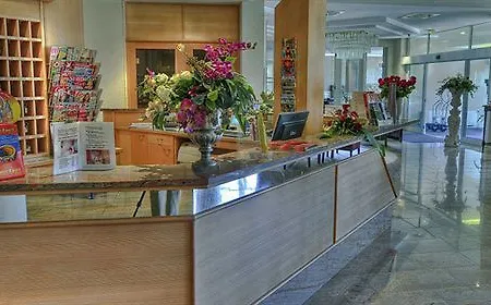 Hotel Der Valk 3*