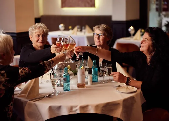 Ξενοδοχείο Der Valk 3*